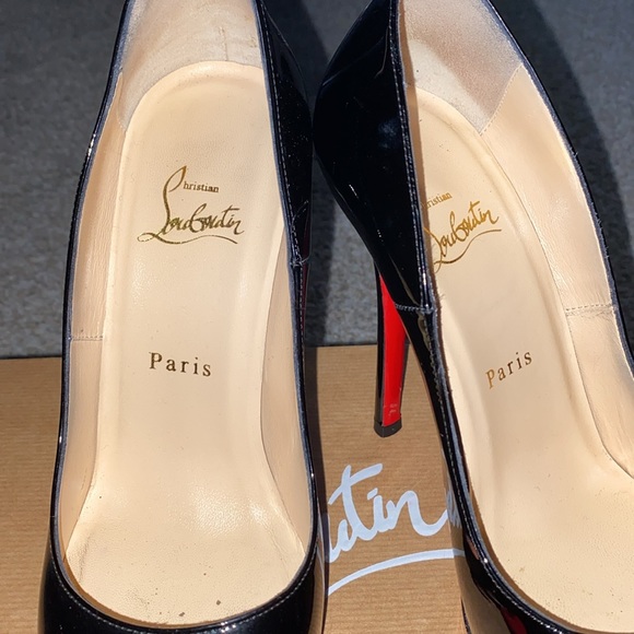 Argotik 120 Patent by Christian Louboutin, black in color size 38.5 - Picture 3 of 7